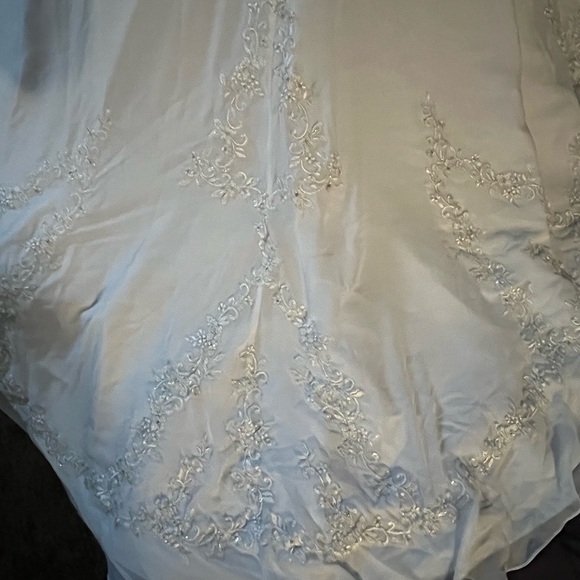Davids Bridal Dress Used - Picture 6 of 8